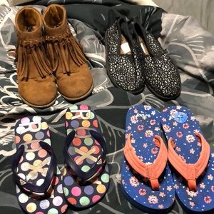 Bundle of girls shoes!